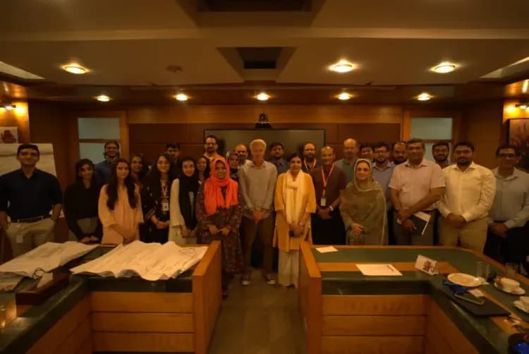 Gabor George Burt’s Innovation Workshop at JBS | Business Transformation Insights